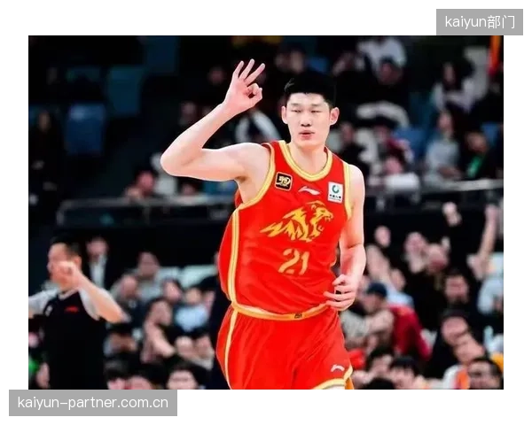 广厦队在先失一局的情况下成功翻盘，胡金秋在决胜场的内线统治力是球队晋级的关键。